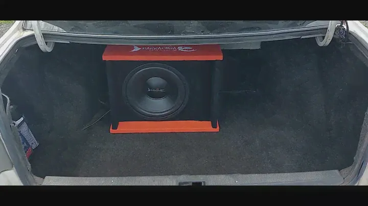 Активный саб dl audio Barracuda 12A SE саб который добавил низов в Toyota Corona Premio  ч2