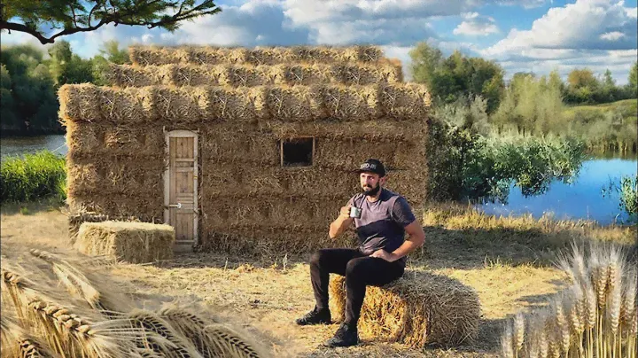Building an eco hut from straw bales