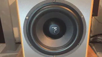 Сабвуфер Focal-JMlab Chorus SW700S