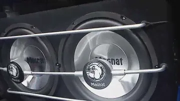 Subwoofer Magnat Neoflex 230