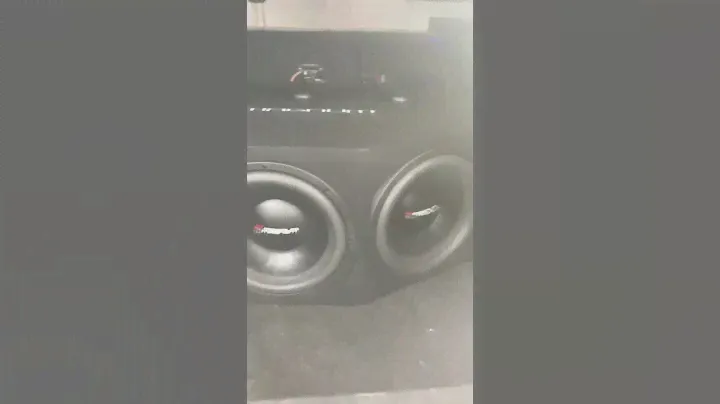Сабвуфер MAGNUM MLW 3x12