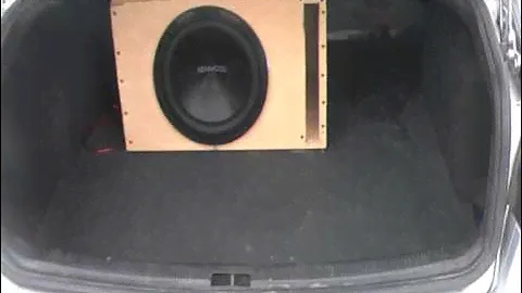 Kenwood KFC-W3013 Bass boosted