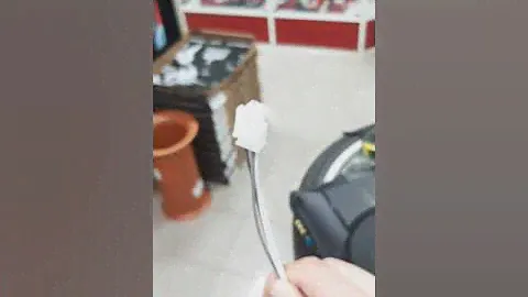 Сабуфур под сиденье JBL BassproSL2