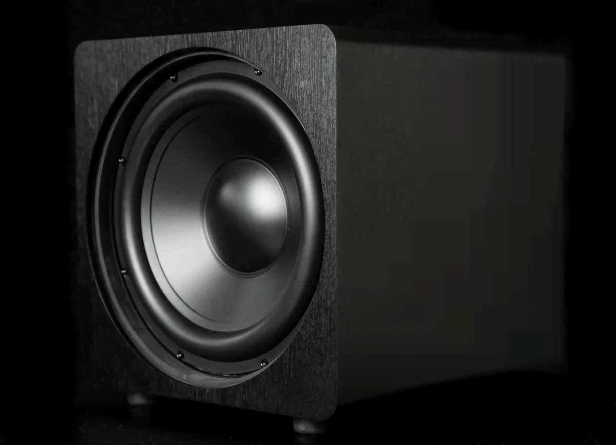 Активный сабвуфер Velodyne DB-15 black-0