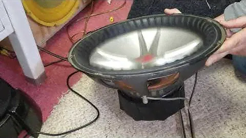 Excursion 15" Kicker CVR Subwoofer