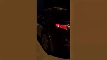 Infiniti FX35 suv Bose audio & exhaust sound