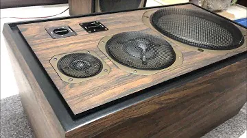 Абсолютный лидер во всей 1000ой серии. Yamaha NS-1000